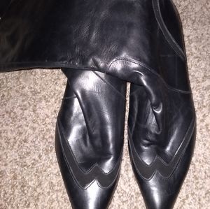 Brand new Latusse boots size 4 1/2 in spain